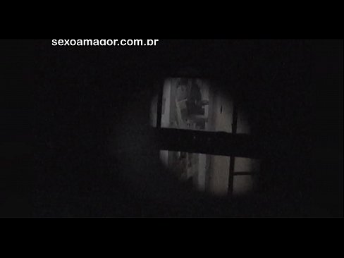 ❤️ Si Blondie ay lihim na nakunan ng video ng isang voyeur ng kapitbahayan na nakatago sa likod ng mga guwang na brick ️❌ Fucking sa porn tl.porncomixone.ru ❌❤